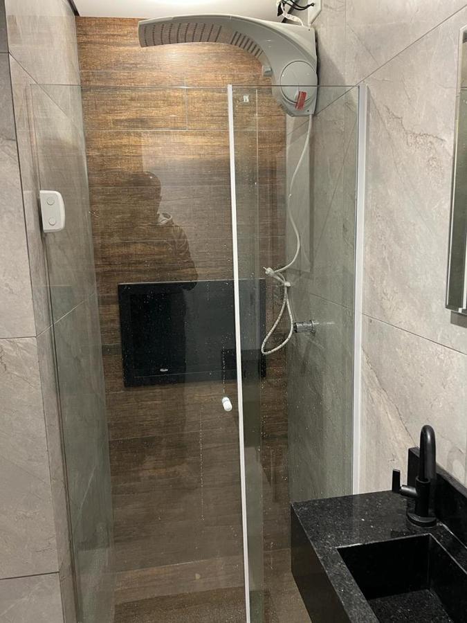 Apartamento Para Pessoas De Familia Ou A Negocio, Ap Lindo Aconchegante No Bras Proximo Igreja Mundial,Mercado Municipal, 25 De Marco, Templo Salomao, Metro Dom Pedro Ll, Bancos, Mercado E Etc Сан-Паулу Екстер'єр фото