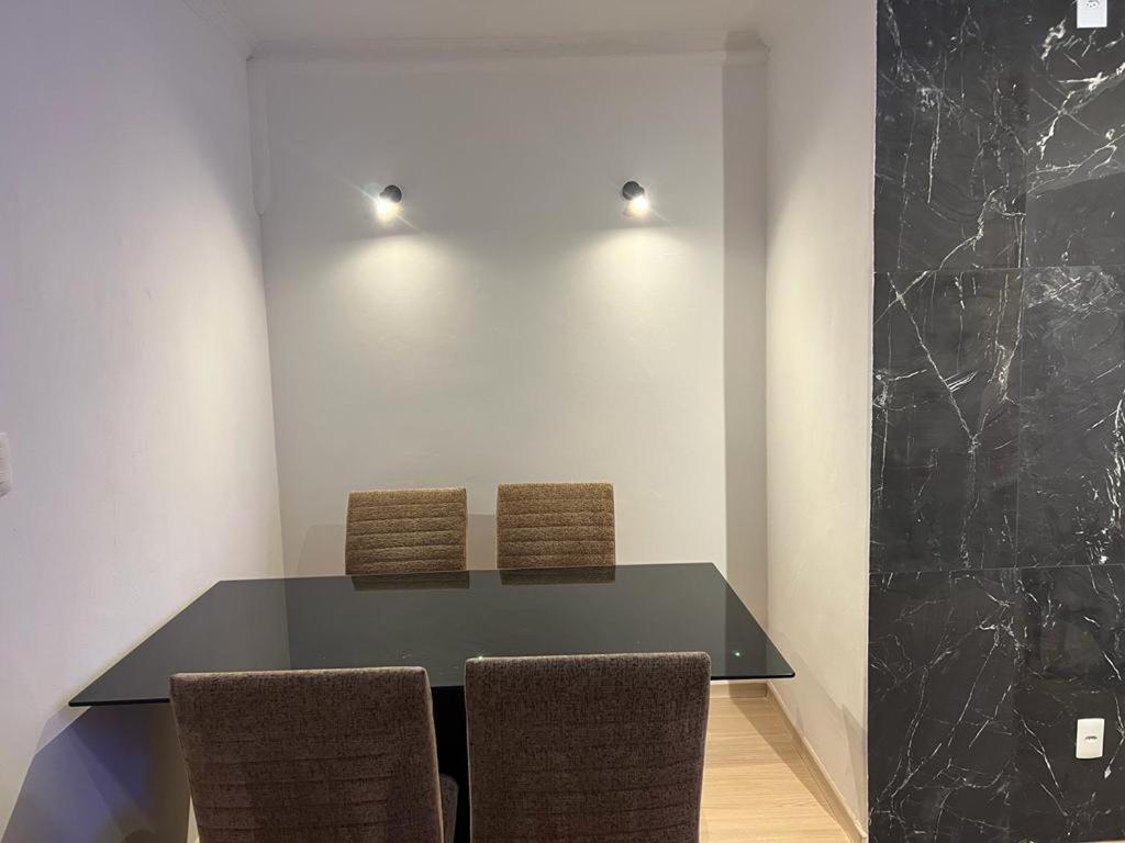 Apartamento Para Pessoas De Familia Ou A Negocio, Ap Lindo Aconchegante No Bras Proximo Igreja Mundial,Mercado Municipal, 25 De Marco, Templo Salomao, Metro Dom Pedro Ll, Bancos, Mercado E Etc Сан-Паулу Екстер'єр фото