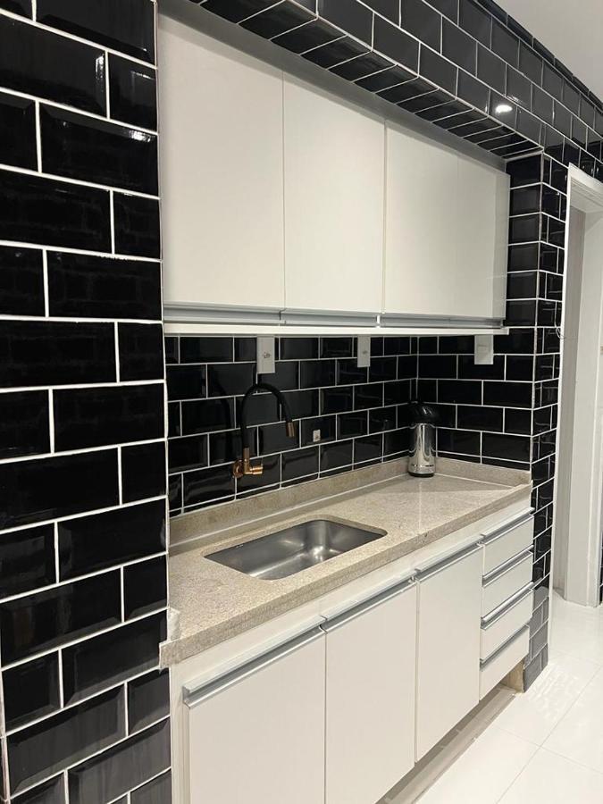 Apartamento Para Pessoas De Familia Ou A Negocio, Ap Lindo Aconchegante No Bras Proximo Igreja Mundial,Mercado Municipal, 25 De Marco, Templo Salomao, Metro Dom Pedro Ll, Bancos, Mercado E Etc Сан-Паулу Екстер'єр фото